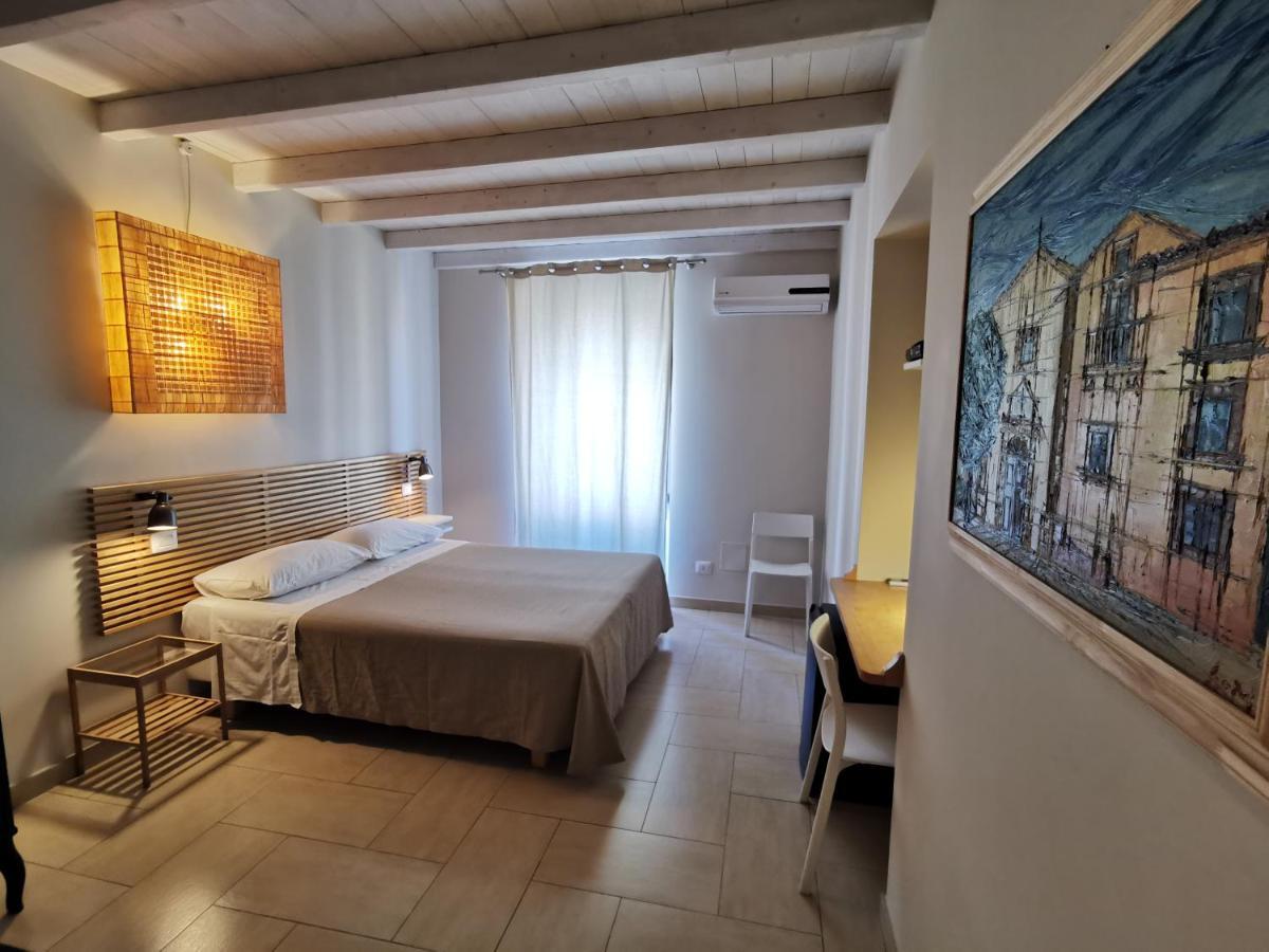 B&B Re Umberto Milazzo Zewnętrze zdjęcie